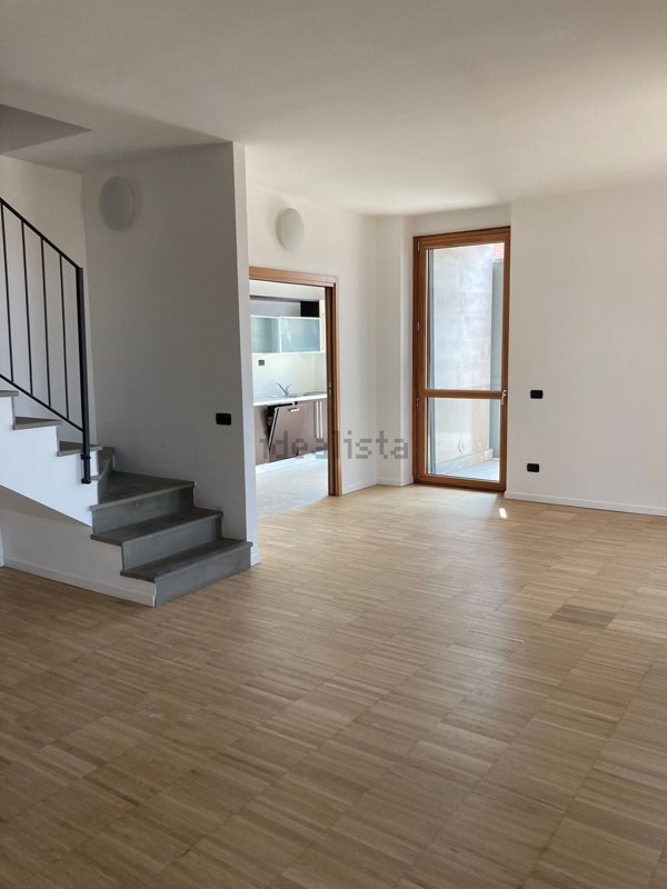 appartamento in vendita a Milano in zona Feltre