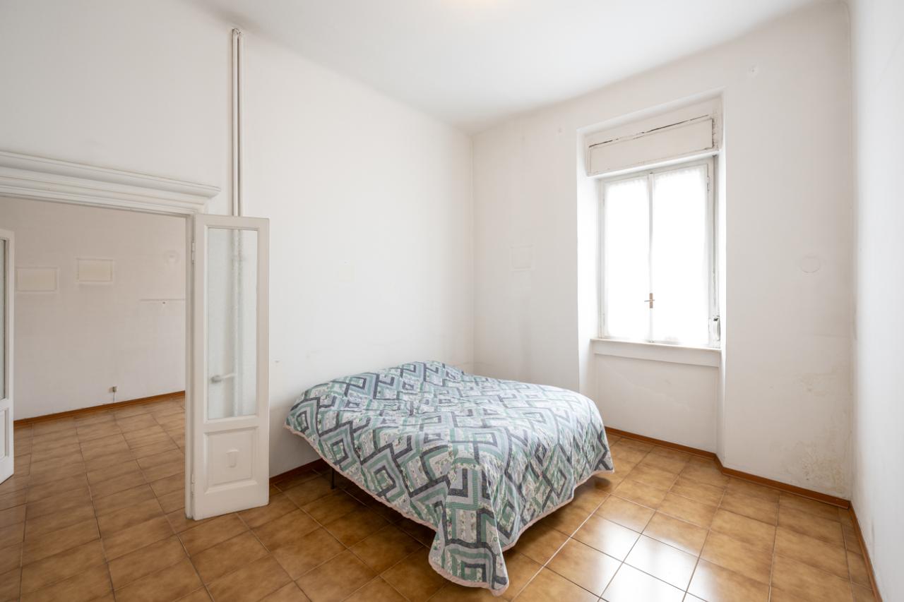 appartamento in vendita a Milano in zona Lambrate