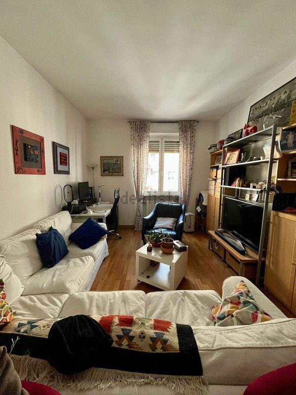 appartamento in vendita a Milano in zona Corvetto