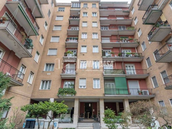 appartamento in vendita a Milano in zona Morivione