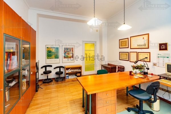 appartamento in vendita a Milano in zona Loreto