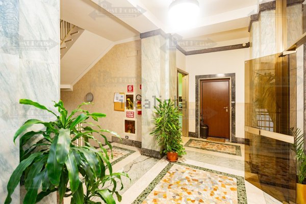 appartamento in vendita a Milano in zona Loreto