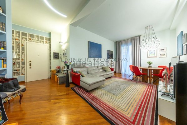 appartamento in vendita a Milano in zona Porta Garibaldi