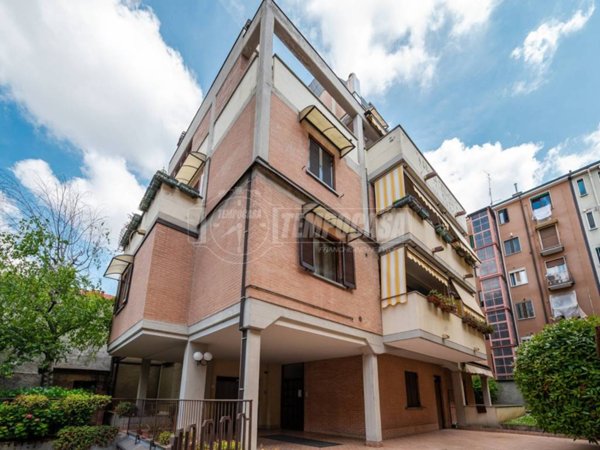 appartamento in vendita a Milano in zona Ortica