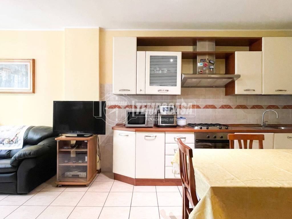 appartamento in vendita a Milano in zona Lambrate