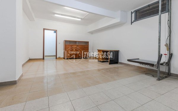 locale di sgombero in vendita a Milano in zona Bovisa