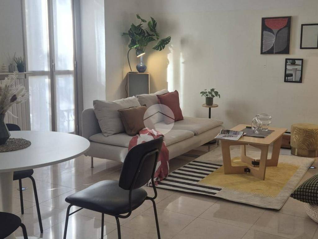 appartamento in vendita a Milano in zona Isola