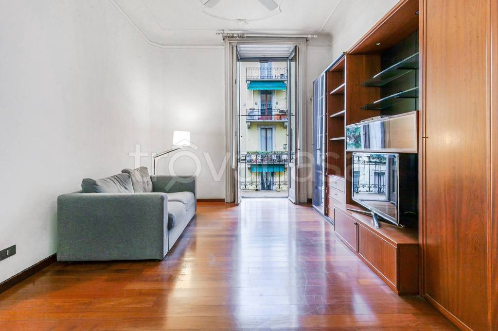 appartamento in vendita a Milano in zona Loreto