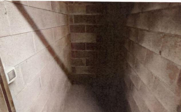 locale commerciale in vendita a Milano in zona Niguarda