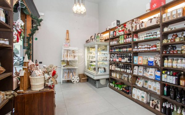 negozio in vendita a Milano in zona Brera