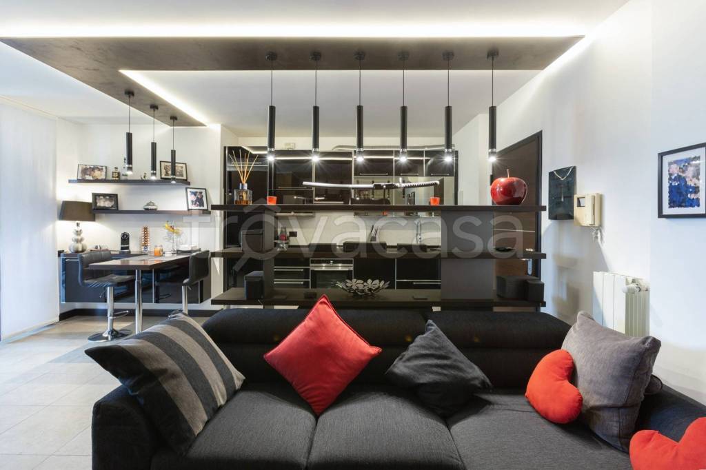 appartamento in vendita a Milano in zona Precotto