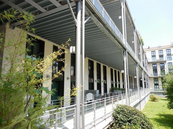 negozio in vendita a Milano in zona Solari