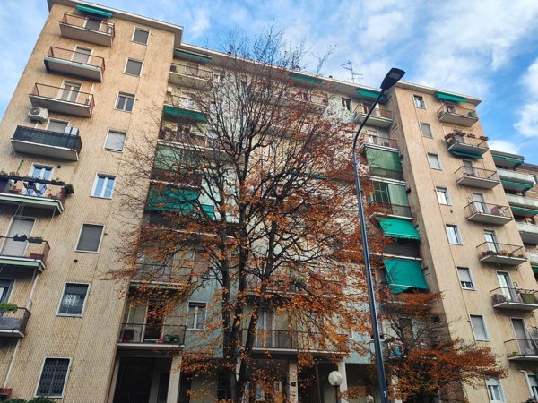 appartamento in vendita a Milano in zona Affori