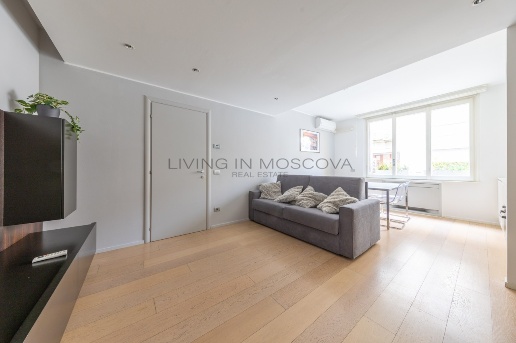 appartamento in vendita a Milano in zona Guastalla