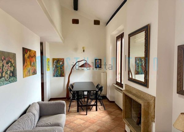 appartamento in vendita a Milano in zona Cinque Giornate