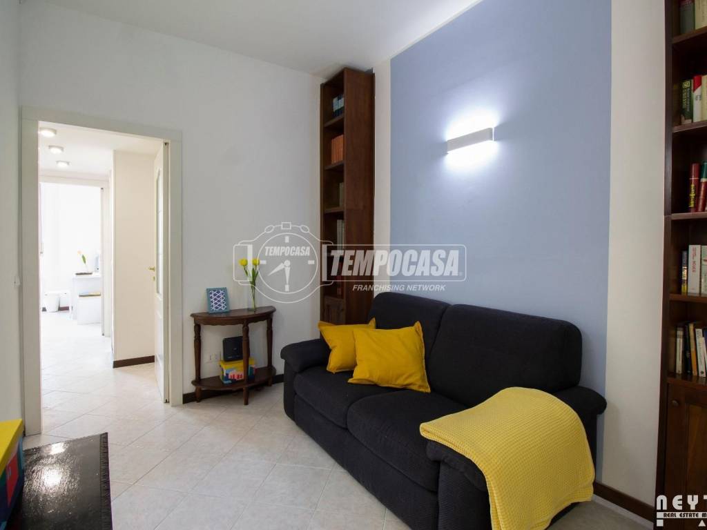 appartamento in vendita a Milano in zona Corvetto