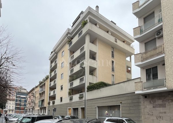 appartamento in vendita a Milano in zona Solari
