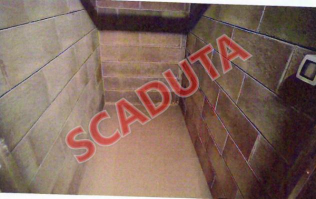 locale commerciale in vendita a Milano