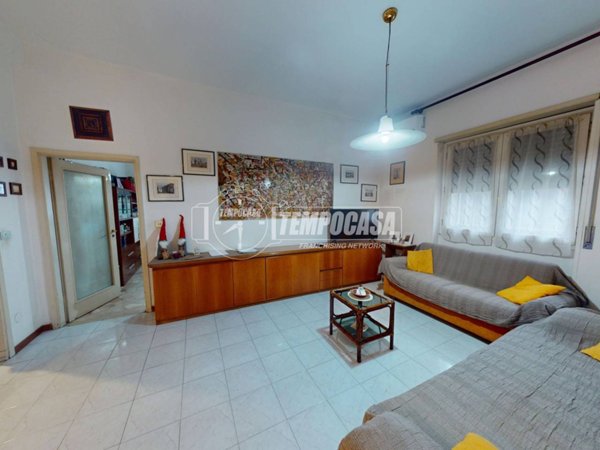 appartamento in vendita a Milano in zona Comasina