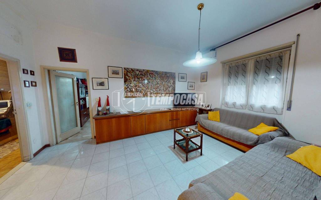 appartamento in vendita a Milano in zona Comasina