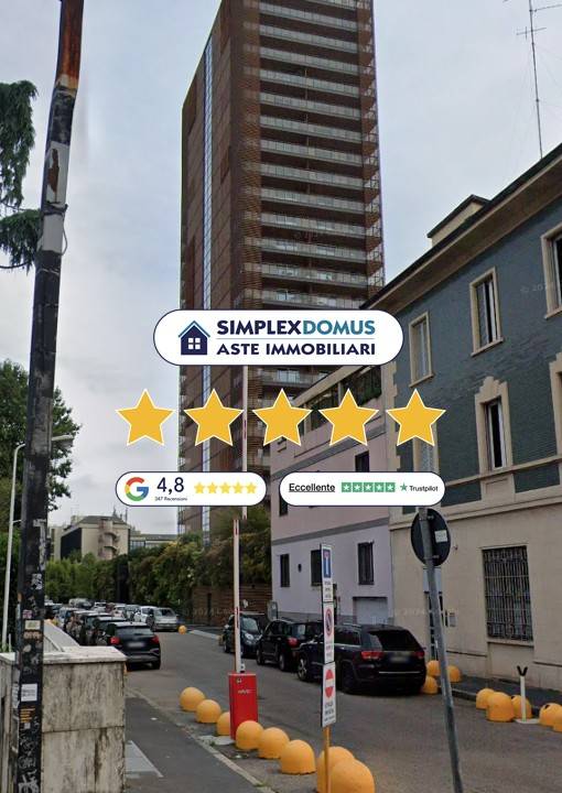 appartamento in vendita a Milano in zona Dergano