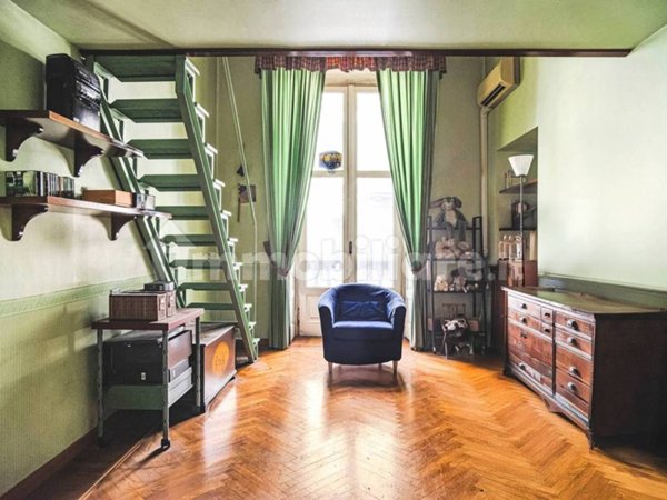 appartamento in vendita a Milano in zona Porta Nuova