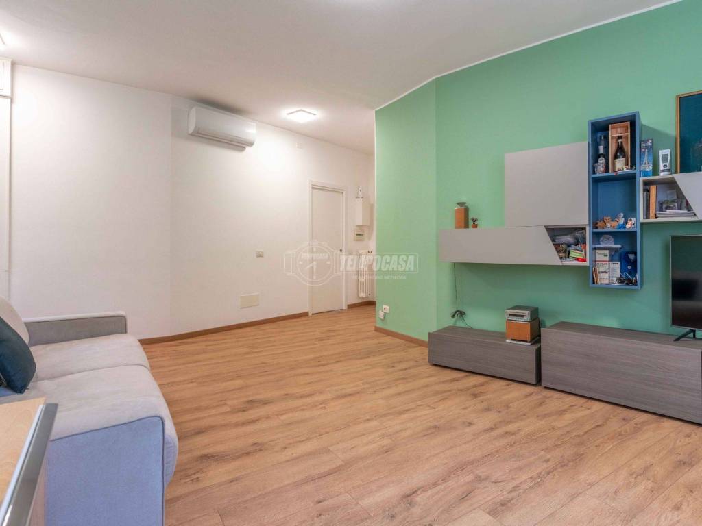 appartamento in vendita a Milano in zona Chiesa Rossa