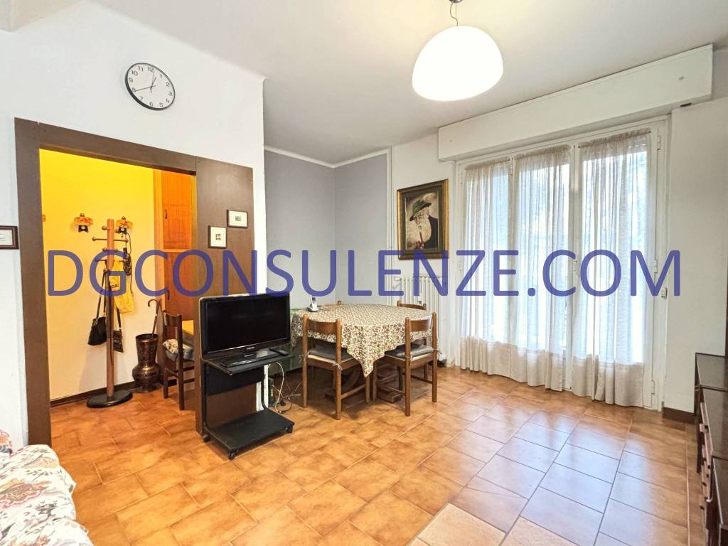 appartamento in vendita a Milano in zona Corvetto