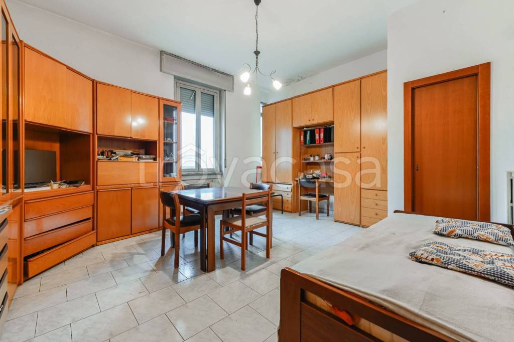 appartamento in vendita a Milano in zona Gorla