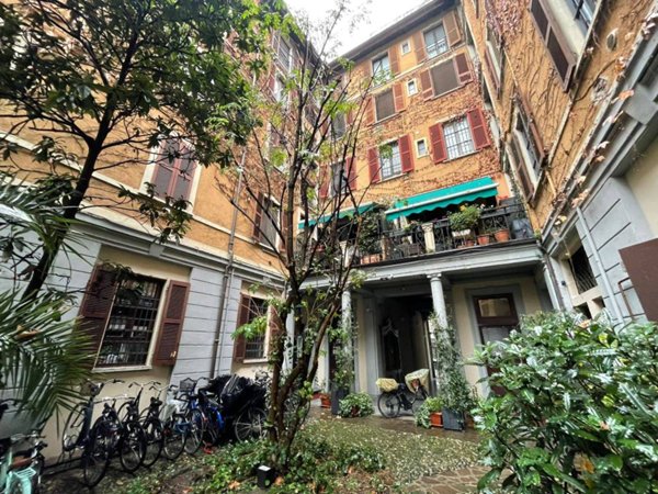 negozio in vendita a Milano in zona Centro Direzionale