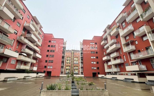 appartamento in vendita a Milano in zona Lambrate