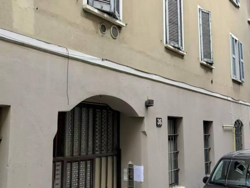 negozio in vendita a Milano in zona Isola