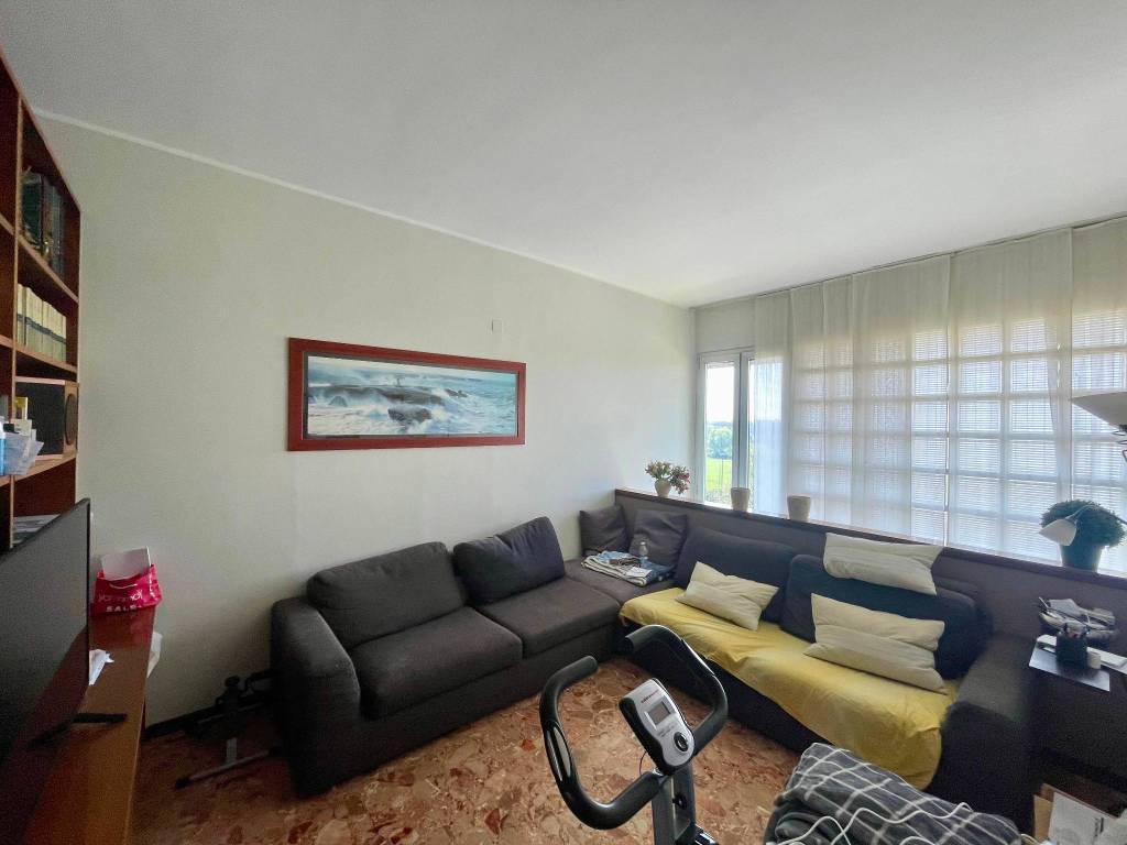 appartamento in vendita a Milano in zona Trenno