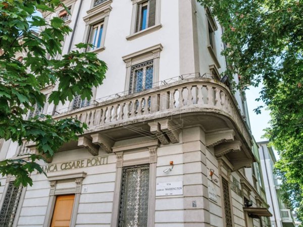 casa indipendente in vendita a Milano in zona Solari