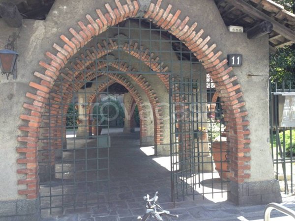 appartamento in vendita a Milano in zona Vigentino