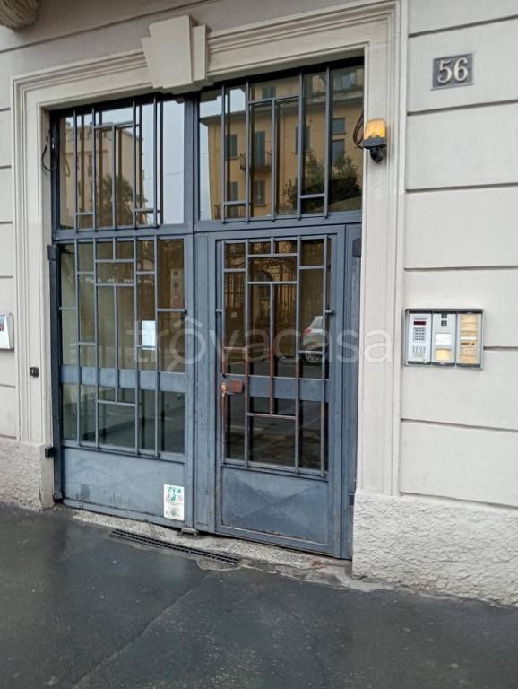 appartamento in vendita a Milano in zona Dergano