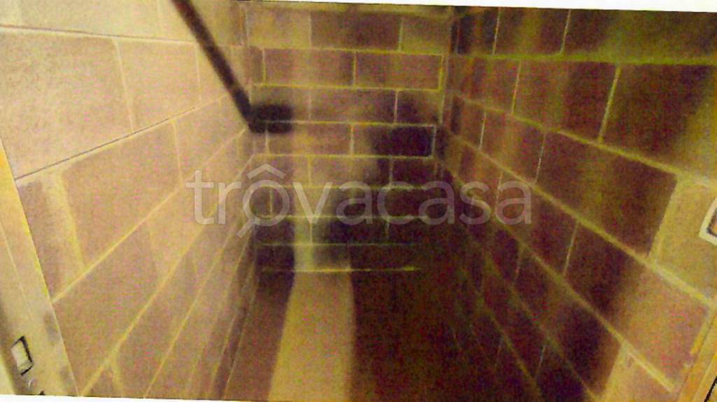 locale commerciale in vendita a Milano in zona Dergano