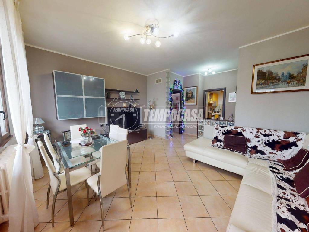 appartamento in vendita a Milano in zona Affori