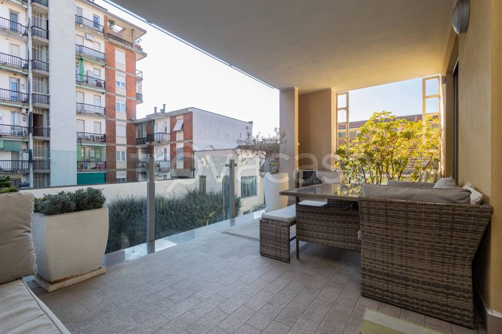 appartamento in vendita a Milano in zona Precotto