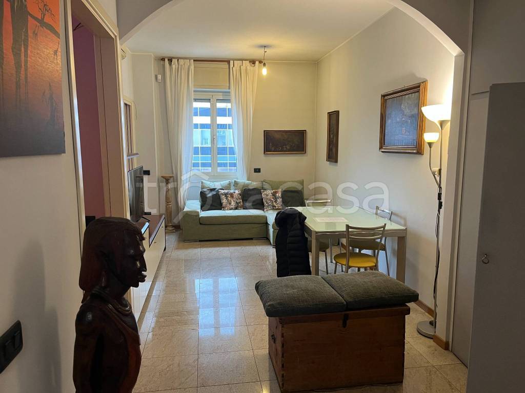 appartamento in vendita a Milano in zona Affori