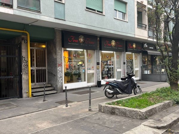 negozio in vendita a Milano