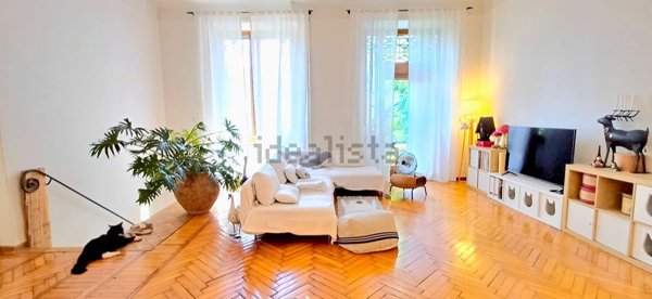 appartamento in vendita a Milano in zona Porta Genova