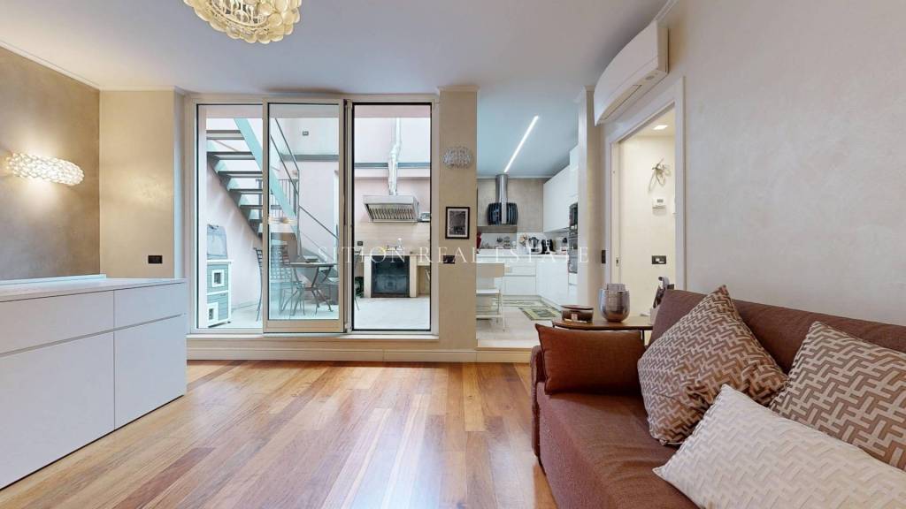 appartamento in vendita a Milano in zona Centro Storico