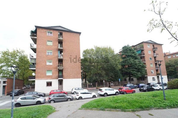 appartamento in vendita a Milano in zona Comasina