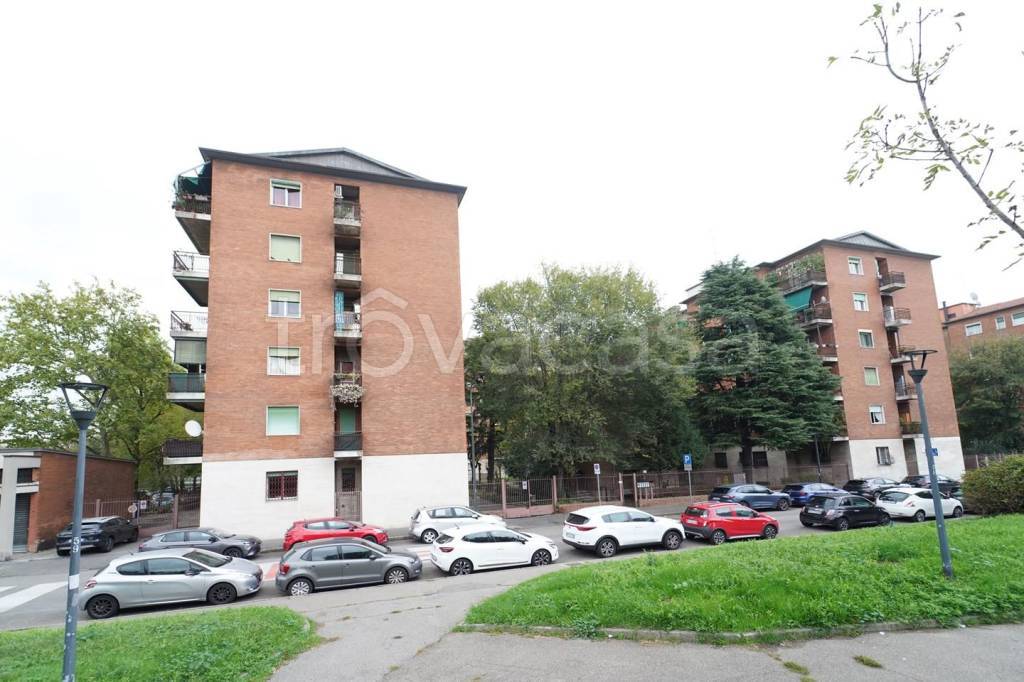 appartamento in vendita a Milano in zona Comasina