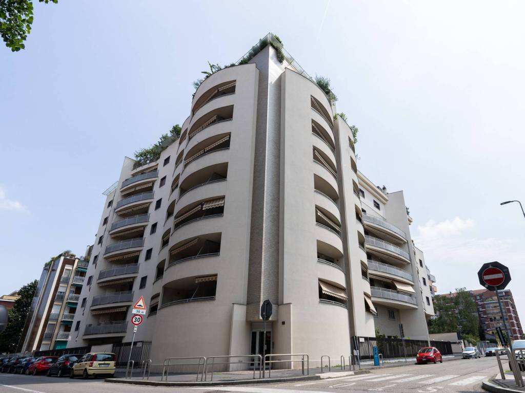 casa indipendente in vendita a Milano in zona Precotto