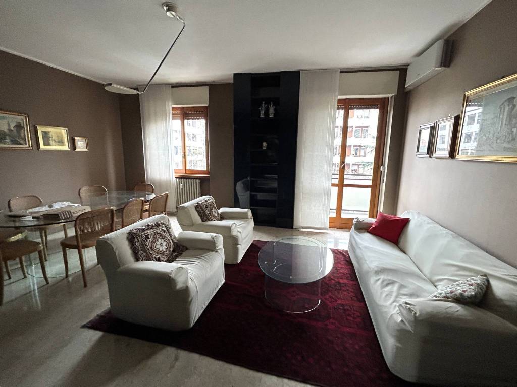 appartamento in vendita a Milano in zona Turro