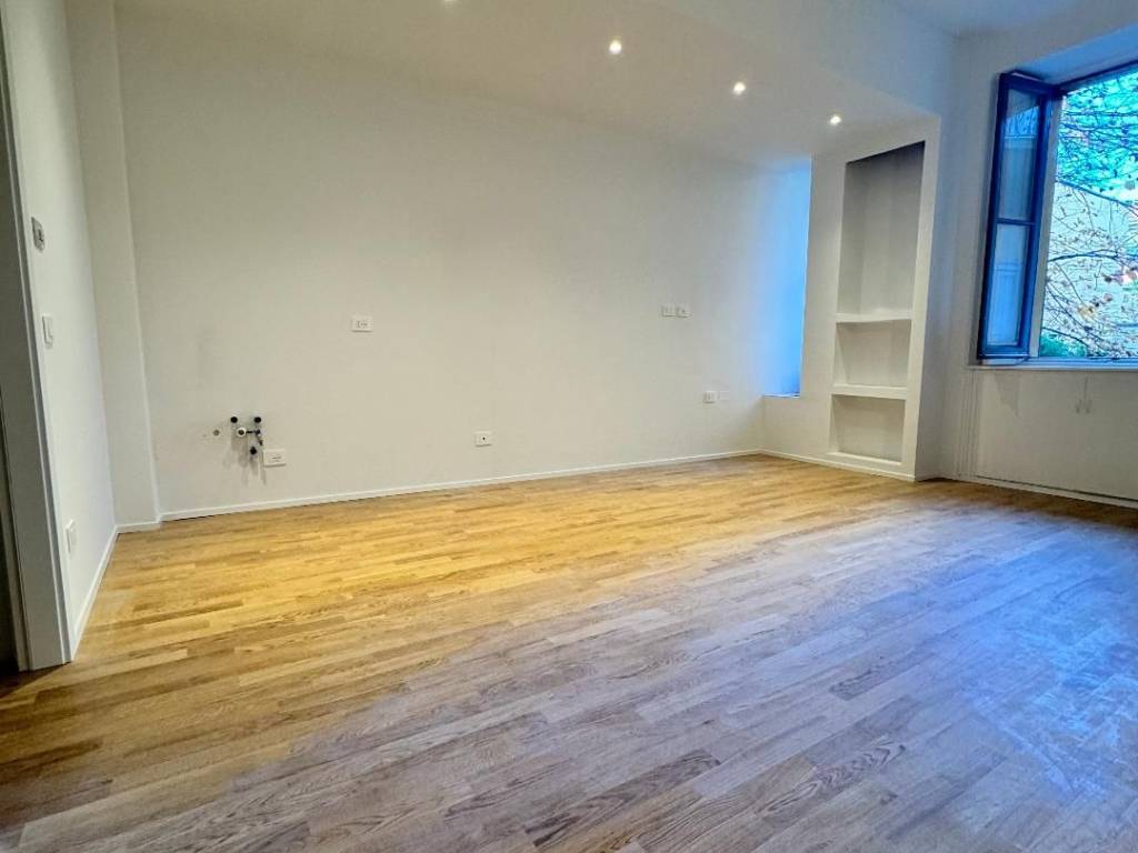 appartamento in vendita a Milano in zona Isola