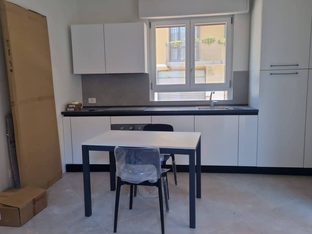 appartamento in vendita a Milano in zona Piazzale Lodi