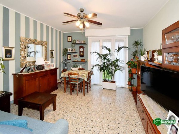 appartamento in vendita a Milano in zona Famagosta
